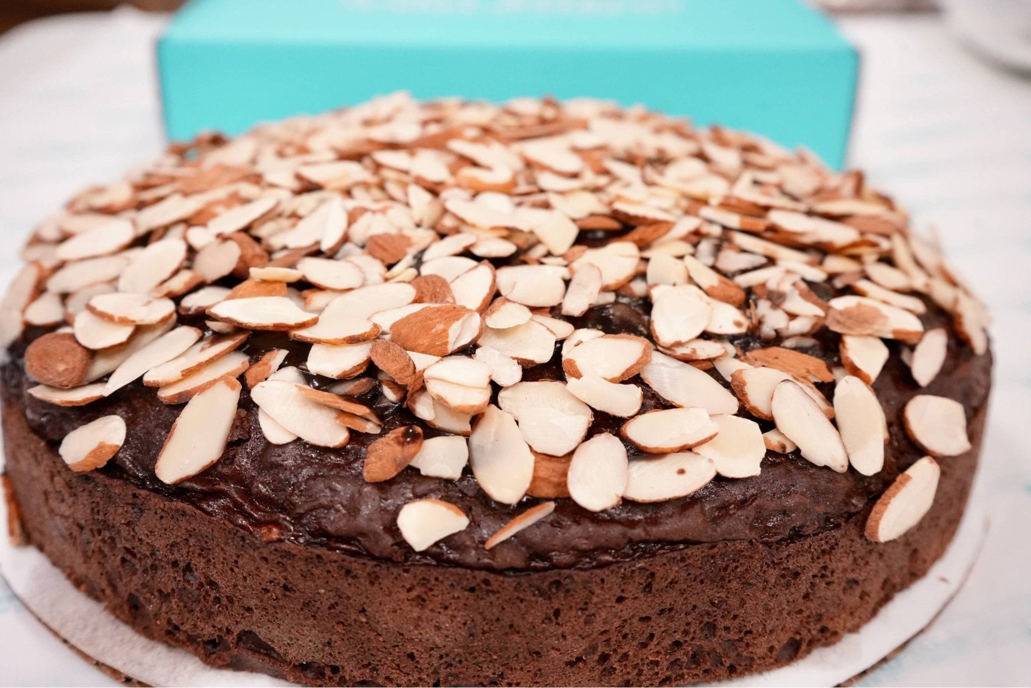 Andy Anand Chocolates Food & Beverages > Desserts & Sweets > Bakery > Cake Andy Anand Chocolate Almond Cake, 9-Inch, 2.5 lb – Freshly Crafted, Luxuriously Creamy, Intense Chocolate & Almond Flavor, Birthday Gift Box Chocolate Almond Cake 9 inch 2.5 lb | Nationwide