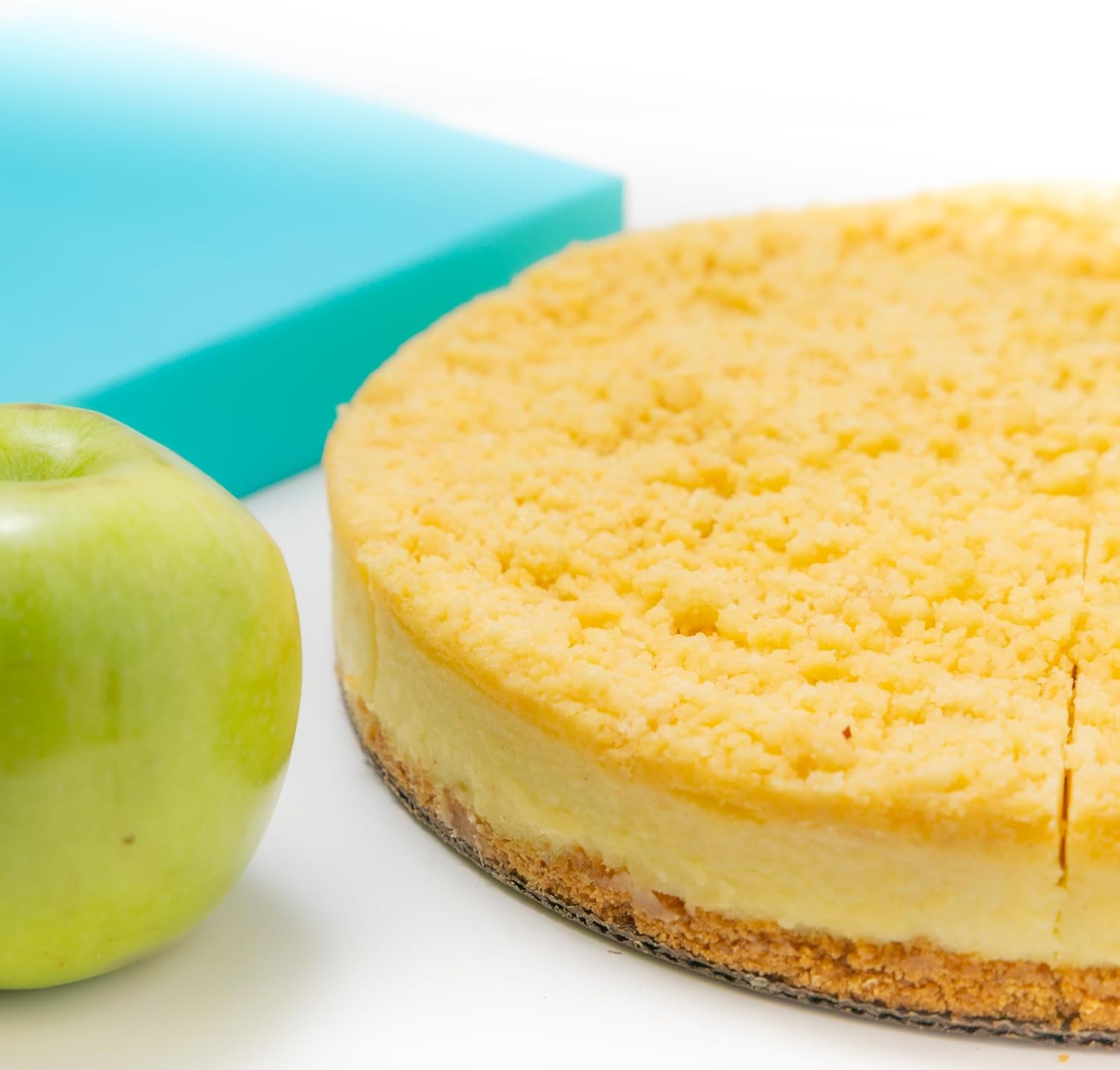 Sugar-Free Apple Streusel Cheesecake